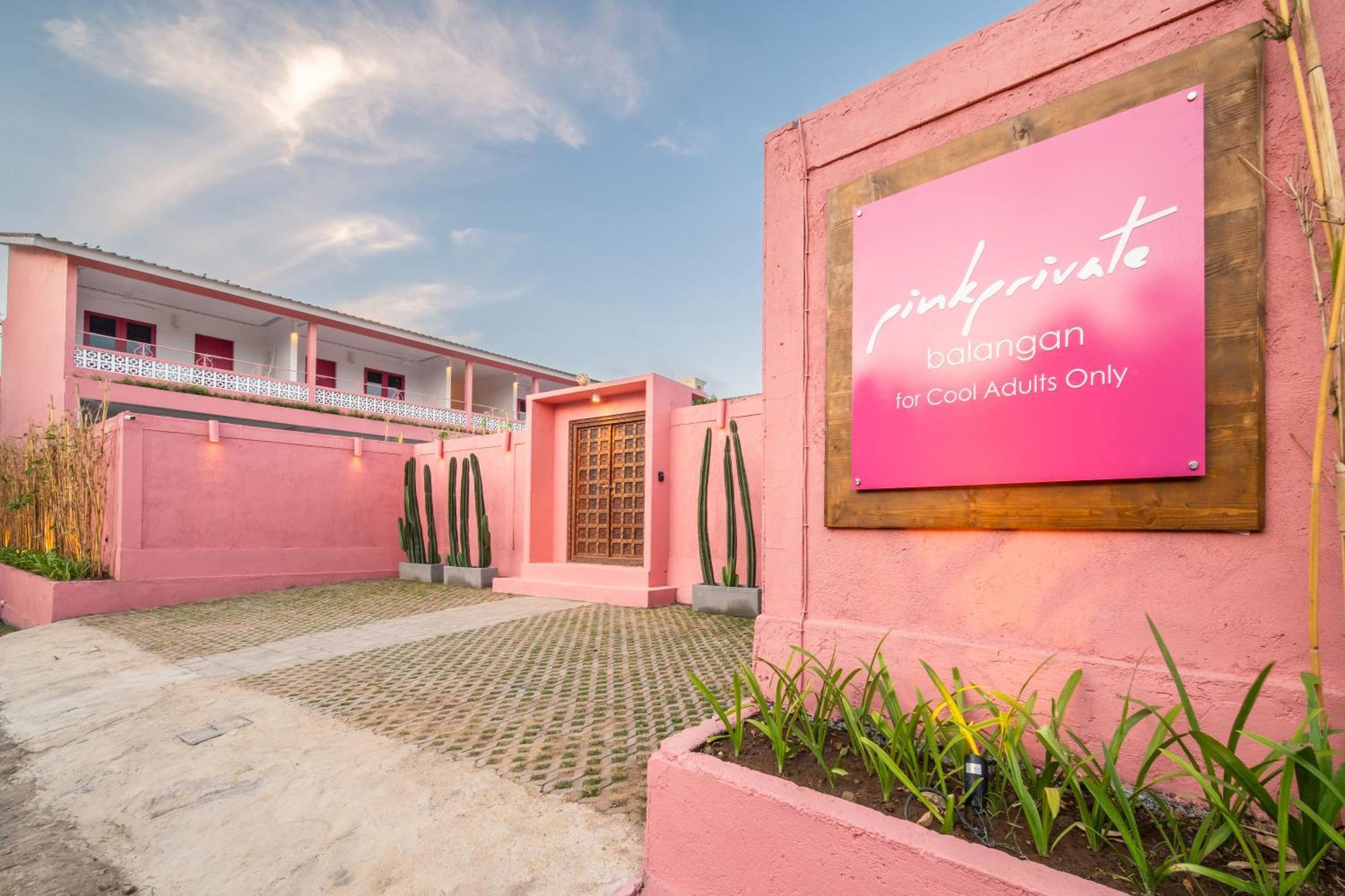 Pinkprivate Balangan - For Cool Adults Only Bed & Breakfast จิมบาราน ภายนอก รูปภาพ