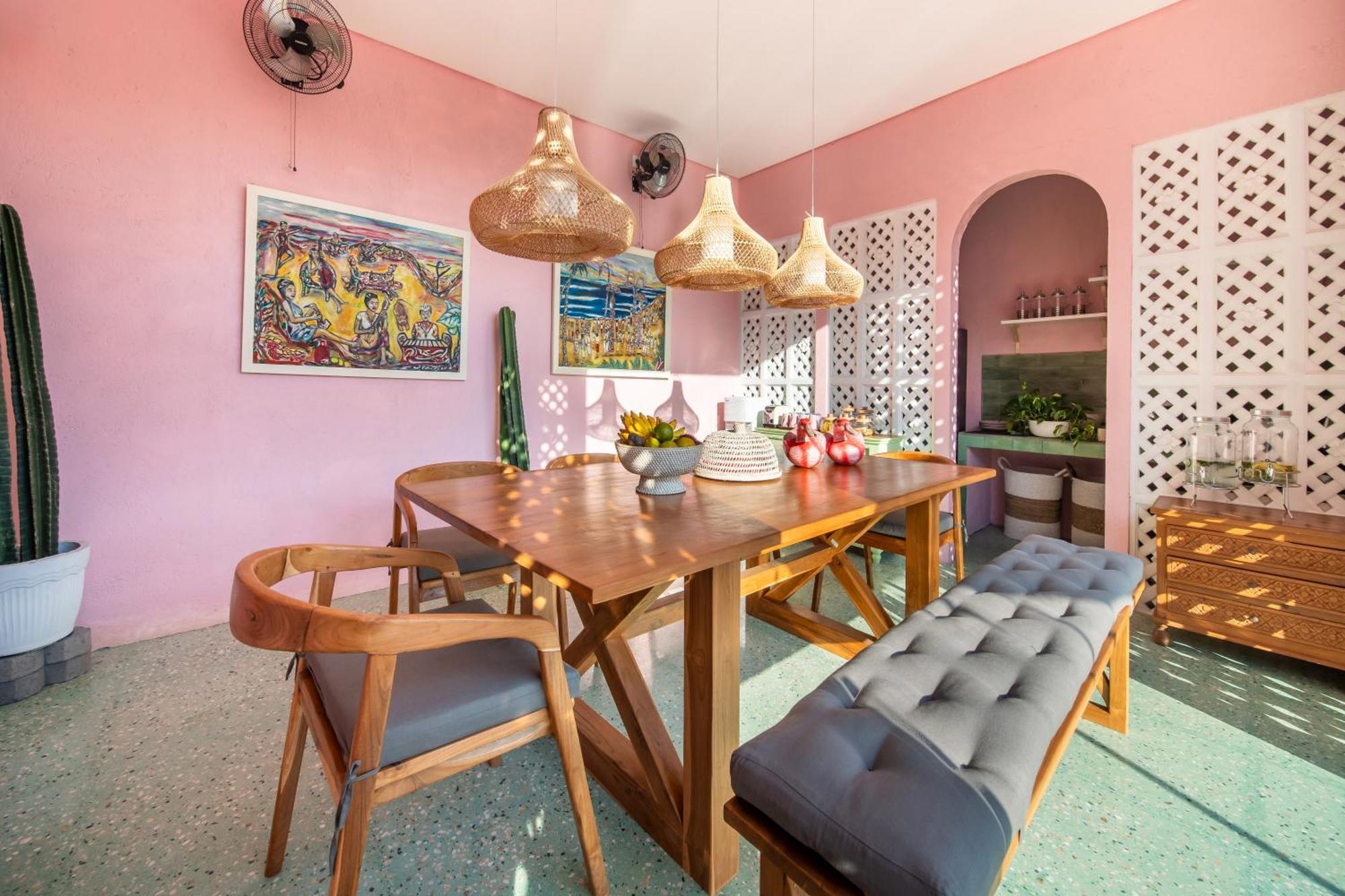 Pinkprivate Balangan - For Cool Adults Only Bed & Breakfast จิมบาราน ภายนอก รูปภาพ