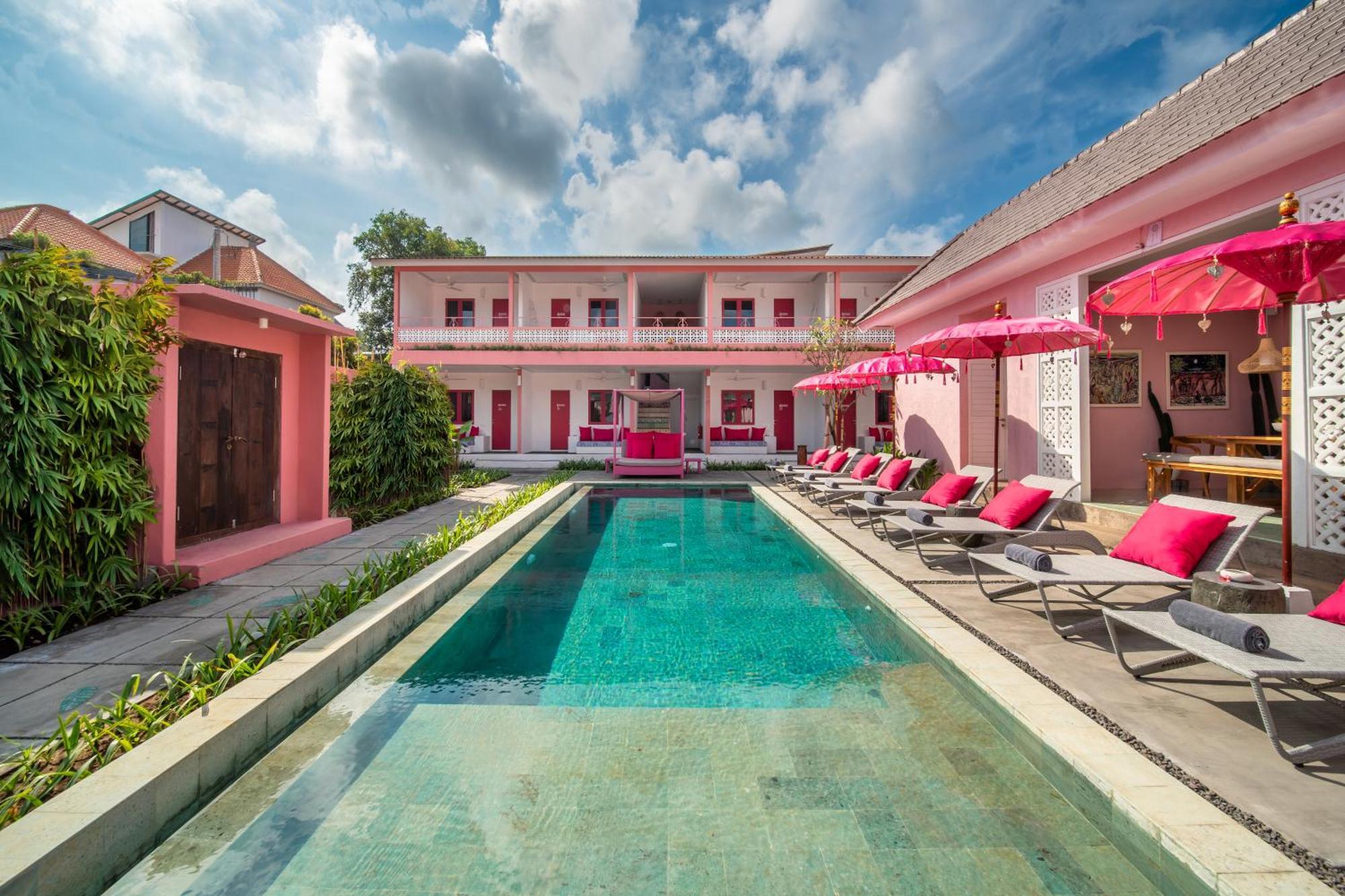 Pinkprivate Balangan - For Cool Adults Only Bed & Breakfast จิมบาราน ภายนอก รูปภาพ