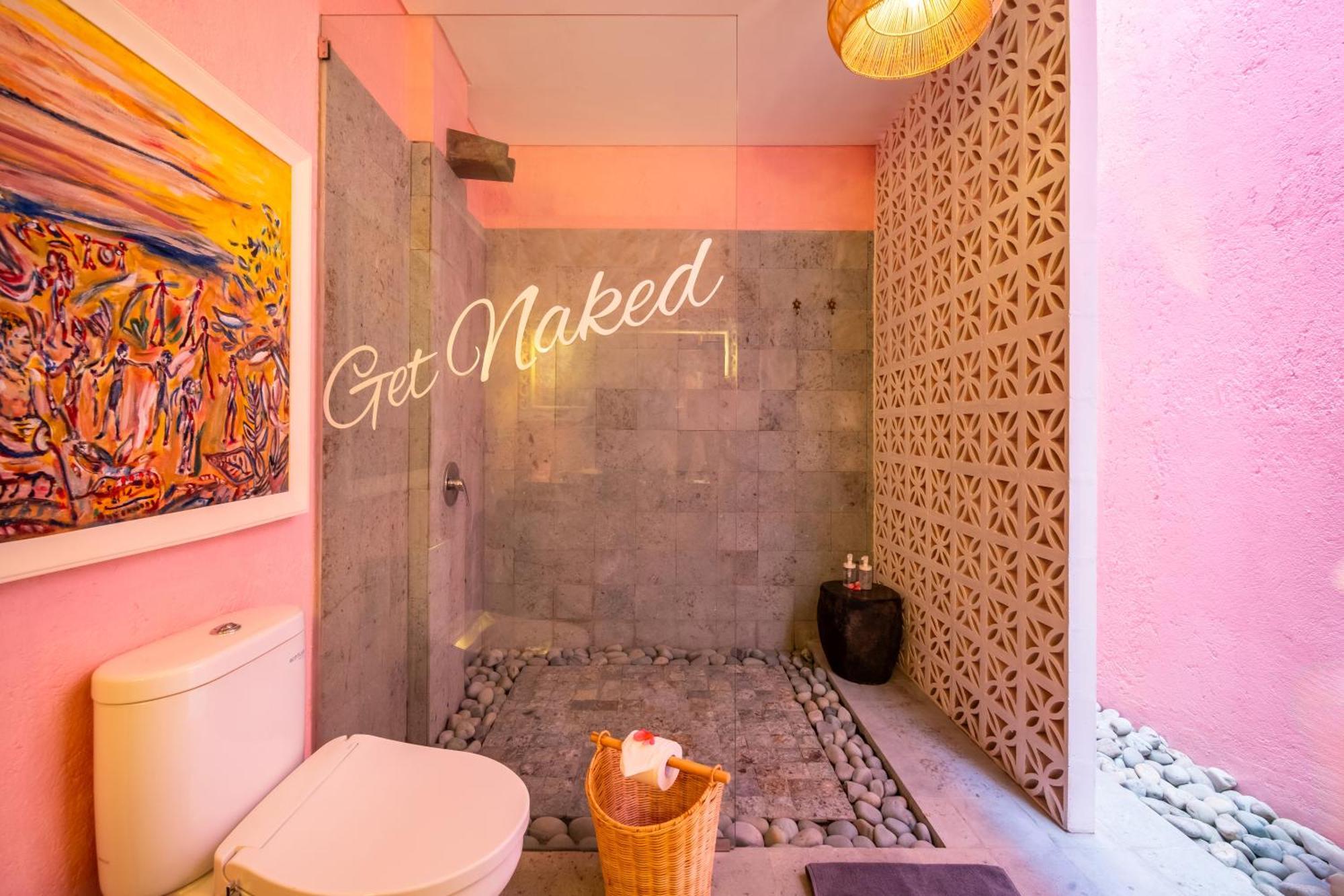 Pinkprivate Balangan - For Cool Adults Only Bed & Breakfast จิมบาราน ภายนอก รูปภาพ