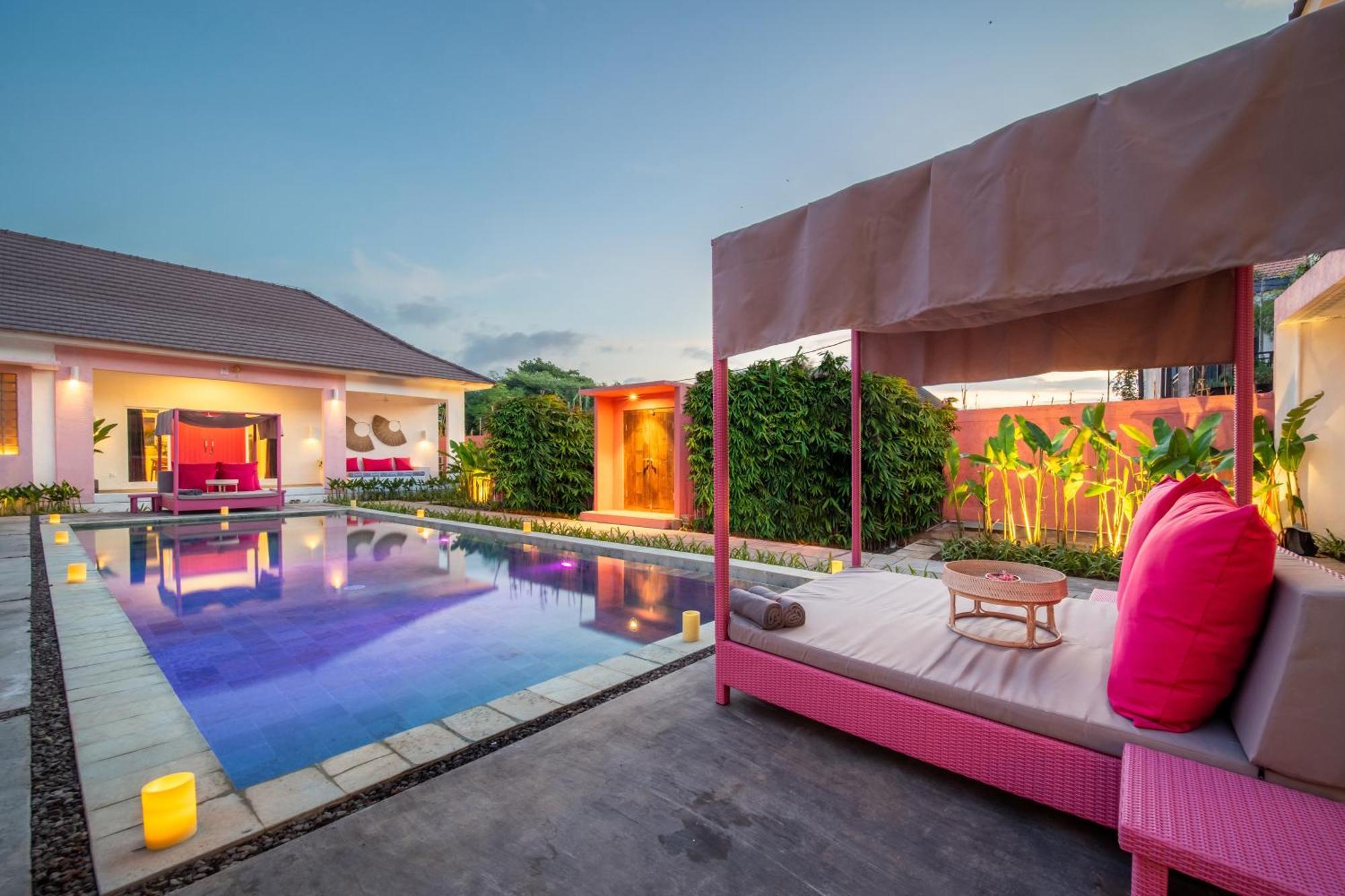 Pinkprivate Balangan - For Cool Adults Only Bed & Breakfast จิมบาราน ภายนอก รูปภาพ